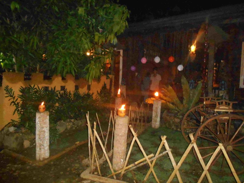 Sapphire Holiday Resort Ratnapura Exterior photo